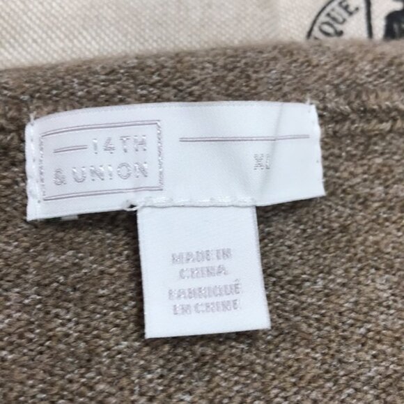 14TH & UNION NEW Crew Neck Balloon Sleeve Sweater - Picture 3 of 5